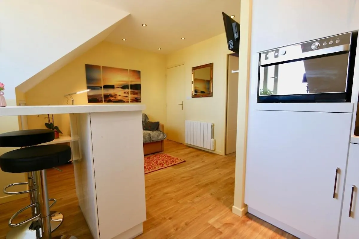 Cozy Apartment With Exceptional Sea View - Cancale